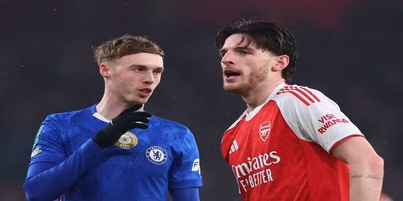 Phong độ và lực lượng tạo nên cán cân derby